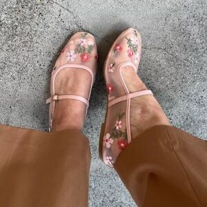 floral mesh shoes